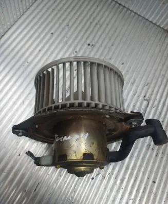 Nissan Terrano Heater fan/blower 9936