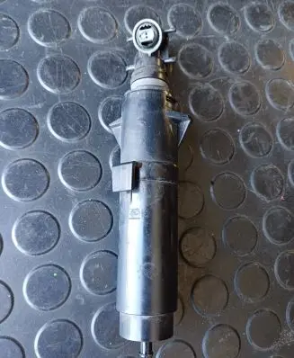 BMW X5 F15 Headlight washer spray nozzle 7292658 19105310