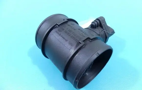 KIA Sportage Mass air flow meter 0281002600 IMPRK1338686