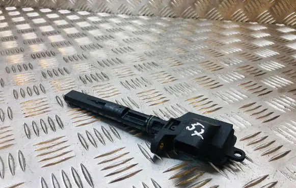 Oil level dip stick