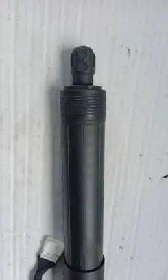 BMW X5 F15 Tailgate strut 7361878