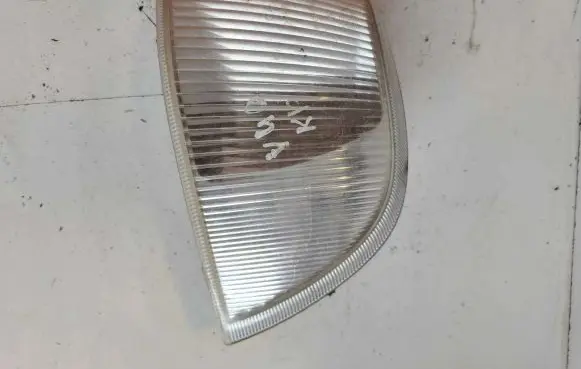 Volvo S40, V40 Front indicator light 30806986