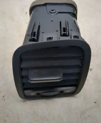 Skoda Yeti (5L) Dashboard side air vent grill/cover trim 5L0819701 8108530