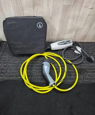 BMW 3 F30 F35 F31 Electric car charging cable 7827897 61447827897 9391155