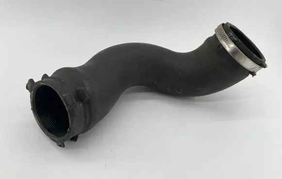 Audi A4 S4 B8 8K Intercooler hose/pipe 8K0145737H