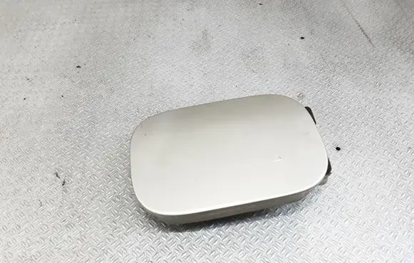Mercedes-Benz C W203 Fuel tank cap A2035840738
