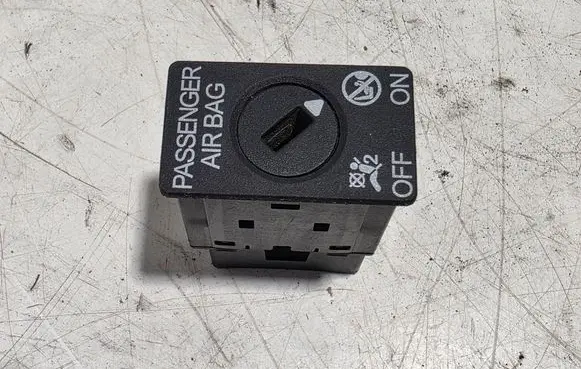 Skoda Octavia Mk3 (5E) Passenger airbag on/off switch 5C5919237 A50816