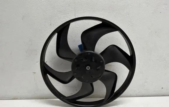 Opel Vivaro Electric radiator cooling fan 1138711