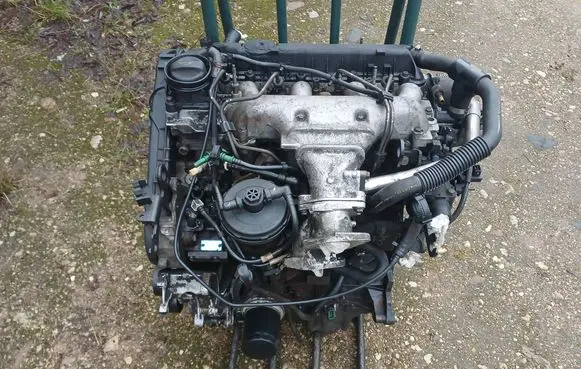 Peugeot 607 Engine 4HX
