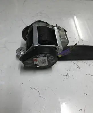 Audi Q7 4L Front seatbelt 606727200