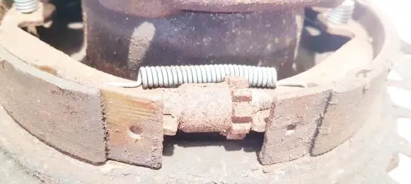 Audi Q7 4L Handbrake/parking brake pads 