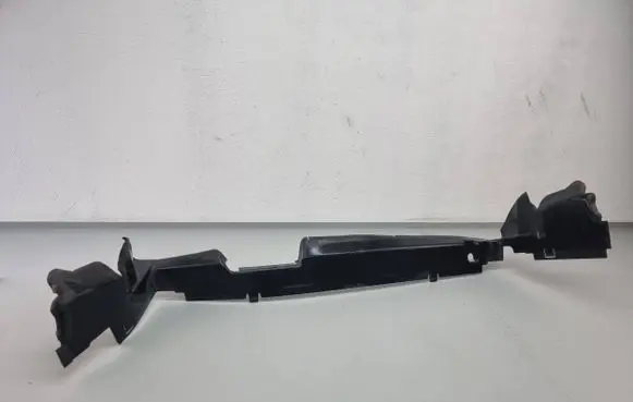 Land Rover Evoque I Intercooler air guide/duct channel GJ328327A