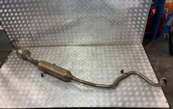 Toyota Yaris XP210 Middle muffler/silencer PK17129