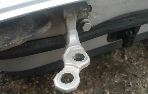 Ford Focus C-MAX Rear door lower hinge UYSED