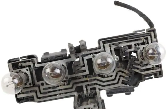 Volkswagen PASSAT B5.5 Tail light bulb cover holder 3B9945258B