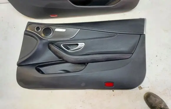 Mercedes-Benz C W205 Front door card panel trim