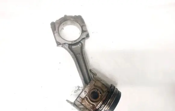 Mazda 323 Piston with connecting rod