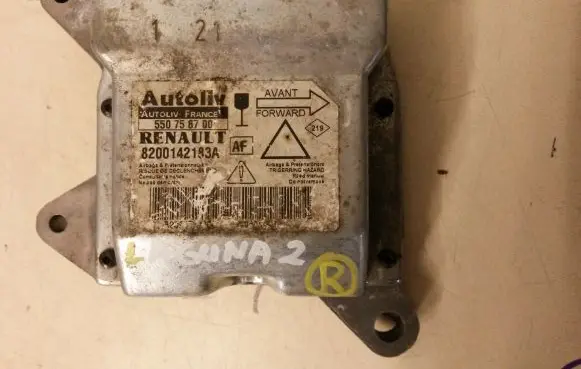 Renault Laguna II Airbag control unit/module 8200142183A 550758700
