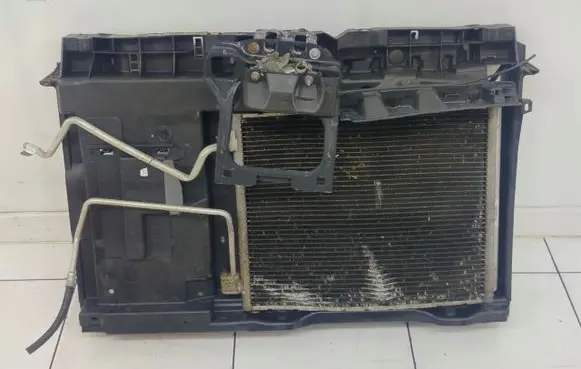 Peugeot 208 I Radiator support slam panel 