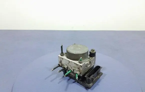 Renault Clio III ABS Pump 8200661044
