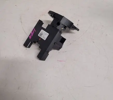 Mercedes-Benz E W211 Steering angle sensor A1715450832 05112406 90039051780275