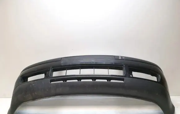 Volkswagen Golf IV Front bumper