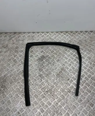 Toyota Yaris XP210 Rubber seal rear door window/glass 68152K0010 68152B0010