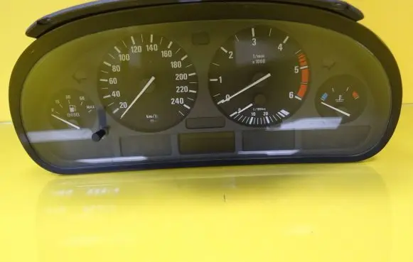BMW 5 E39 Speedometer (instrument cluster) 6903800