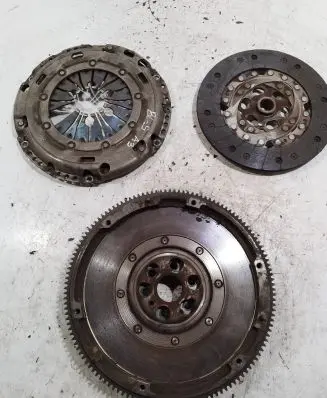 Audi A3 S3 8P Clutch set kit 03g141025 03g105266ac