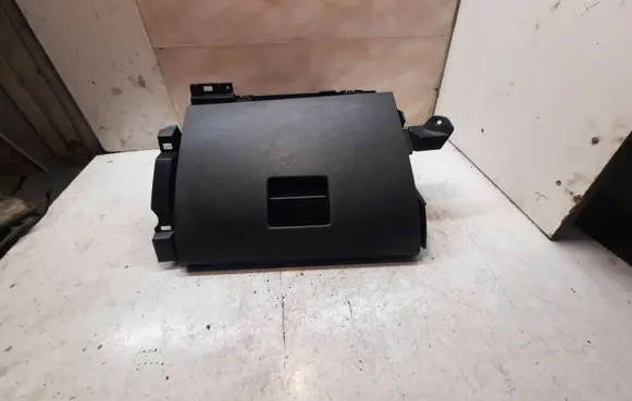 Ford Focus C-MAX Glove box 3M51R06044