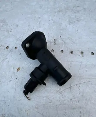 Volkswagen Golf Plus Engine coolant pipe/hose 03G121121D