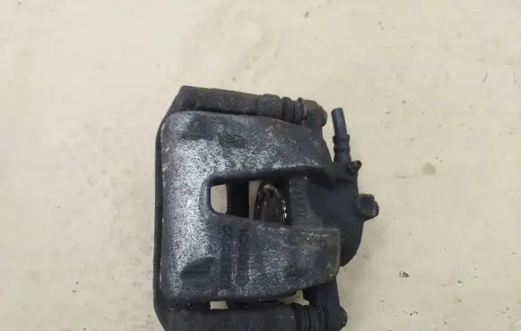 Fiat Punto (199) Front brake caliper