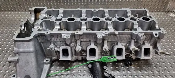 BMW 5 E60 E61 Engine head S27705156 7781211 7785876
