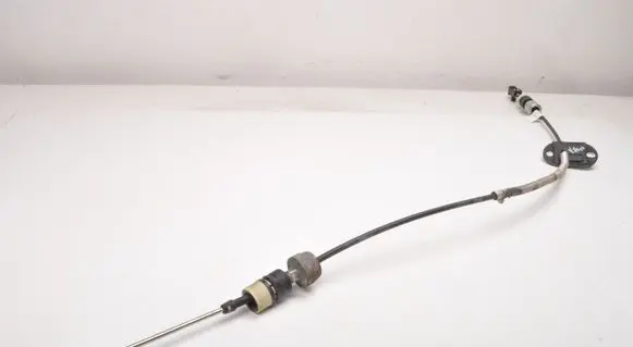Volvo V70 Gear shift cable linkage 31259001