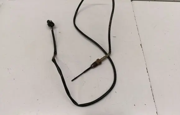 BMW 2 F44 Exhaust gas temperature sensor 8570121