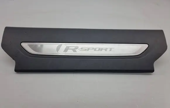 Land Rover Discovery Sport Front sill trim cover J8A213200AAW
