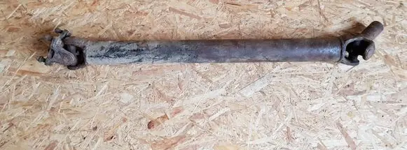 Mitsubishi Pajero Rear driveshaft/prop shaft 