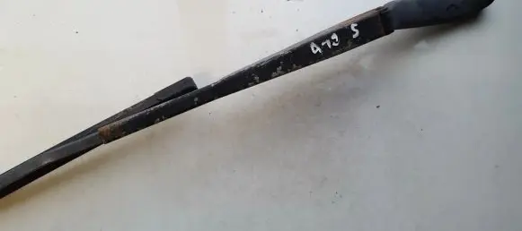 Nissan Almera Front wiper blade arm 7700821935