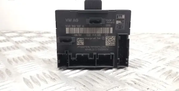 Audi A3 S3 8V Door control unit/module 5Q0959592A
