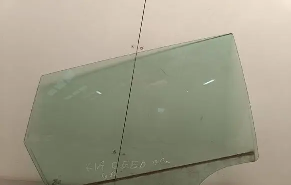 KIA Ceed Rear door window glass 43R01351