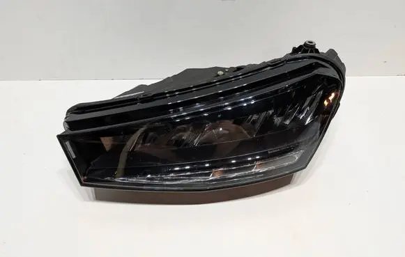 Skoda Fabia Mk4 (6VA) Headlight/headlamp 6VB941015