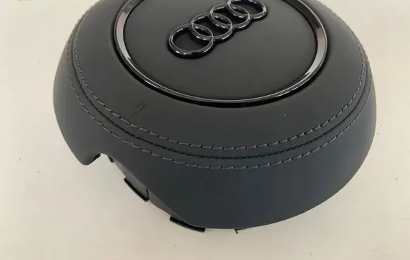 Audi A6 S6 C7 4G Steering wheel airbag cover 