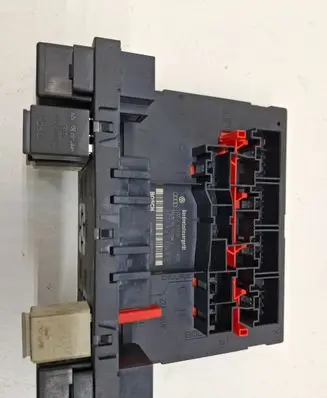 Volkswagen PASSAT B6 Comfort/convenience module 3C0937049E F005V00526 H37S1002