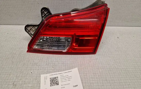 Subaru Outback Tailgate rear/tail lights 13220072 KOITO