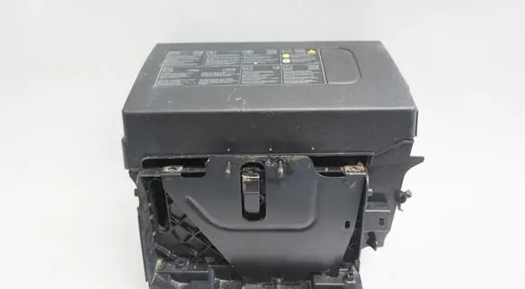 Opel Vivaro Battery box tray 