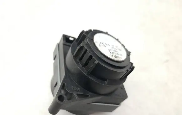 Mercedes-Benz Sprinter W906 Light switch A9069052401