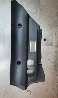 Volvo XC70 Engine splash shield/under tray