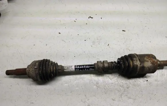 Nissan Qashqai+2 Front driveshaft 39101JD52B