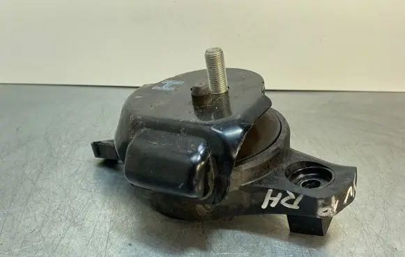 Subaru XV II Engine mount bracket 41022FJ010