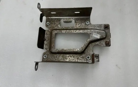 Tesla Model S Sound amplifier holder/bracket 100483310Y
